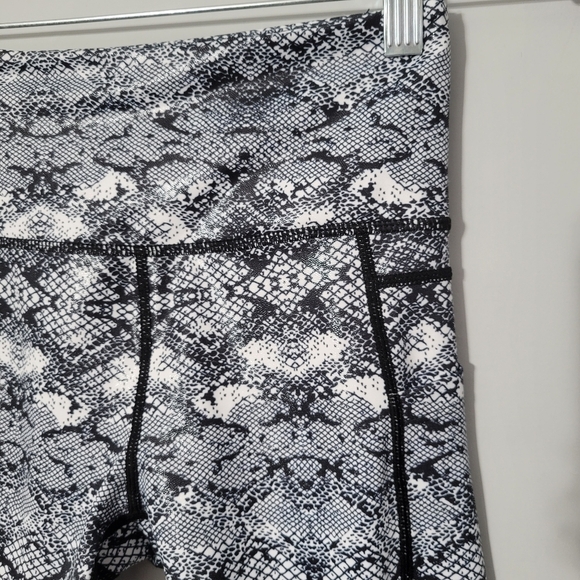 Zyia Active Cobra Metallic Light n Tight - Picture 3 of 13